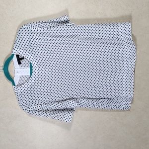 04089 Rag & Bone white w/black and gray print S/S blouse L